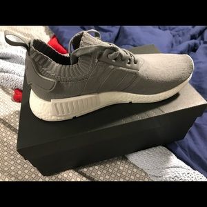 Adidas NMD r1 primeknit